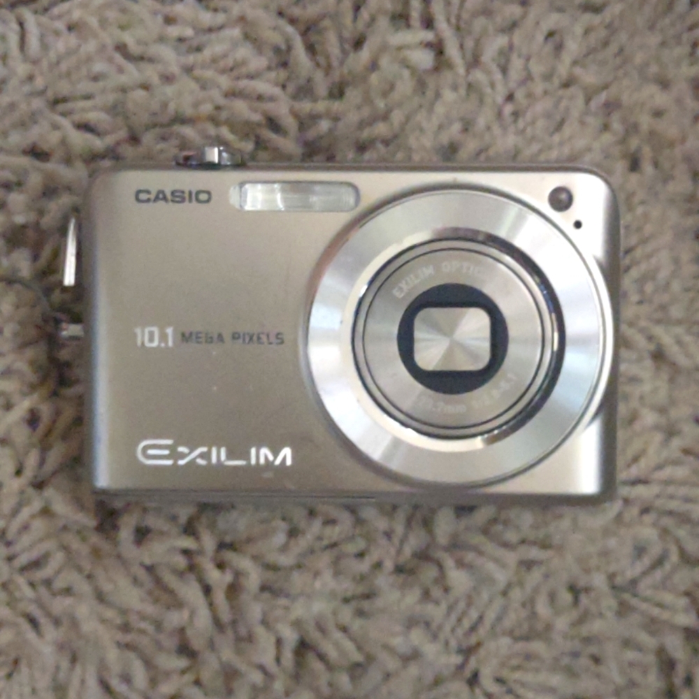 Digital Camera